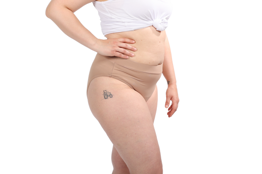 Long legs nude plus size menstruációs bugyi